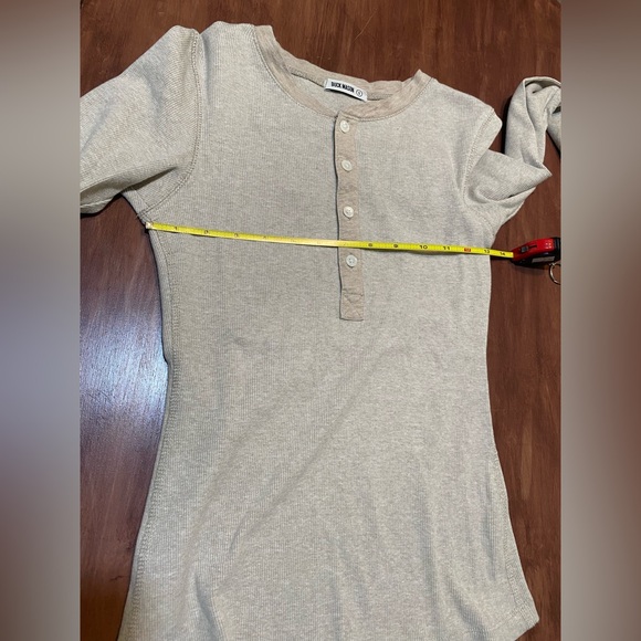 Buck Mason Women’s Slim Fit Henley Long Sleeve Tee Size S - Picture 4 of 8